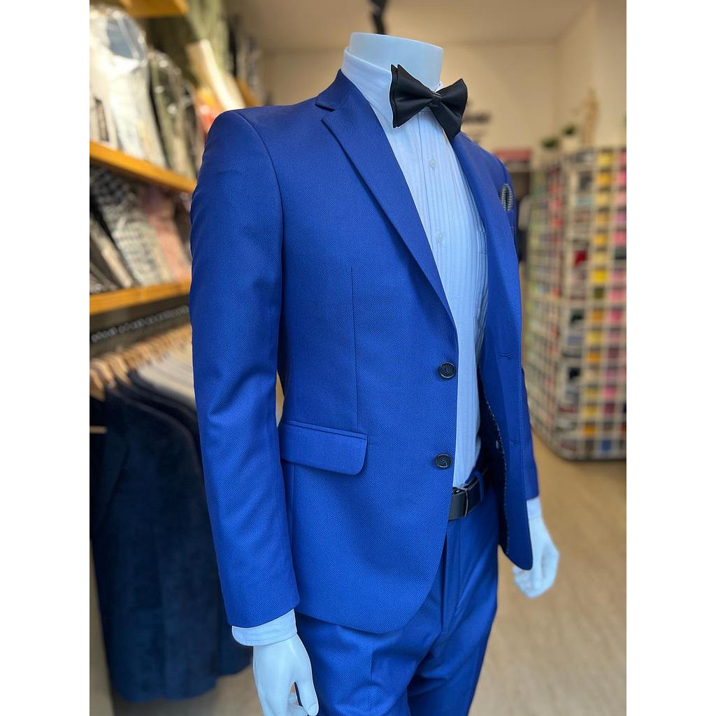 TRAJE AZUL REY