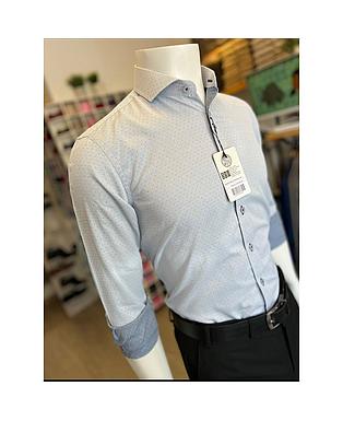 CAMISA AZUL CLARA PUNTEADA