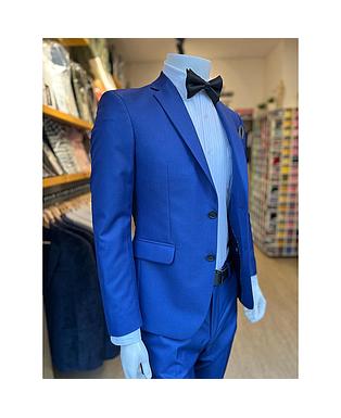 TRAJE AZUL REY
