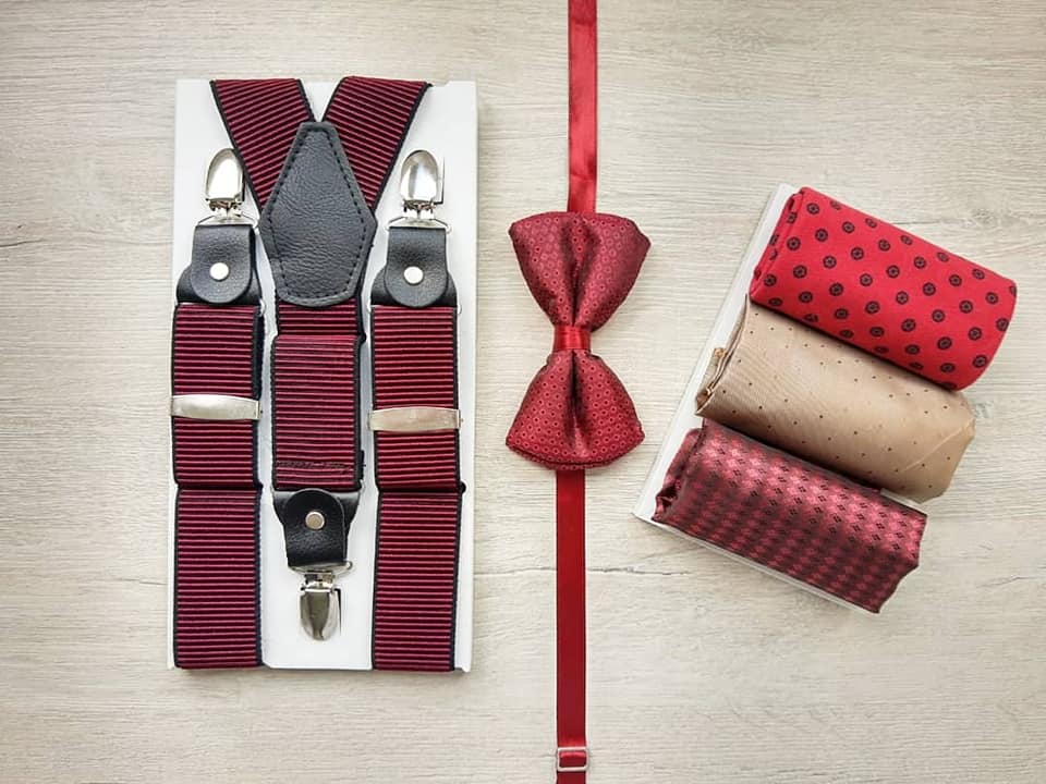 PAÑUELOS EN TONO ROJO  SOLO FONDO O TEXTURIZADOS
