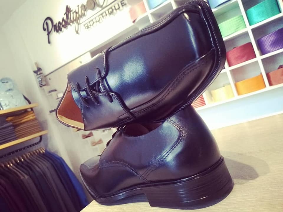 ZAPATOS NEGROS FORMALES